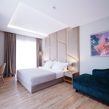 Sea View Hotel Himare Esterno foto
